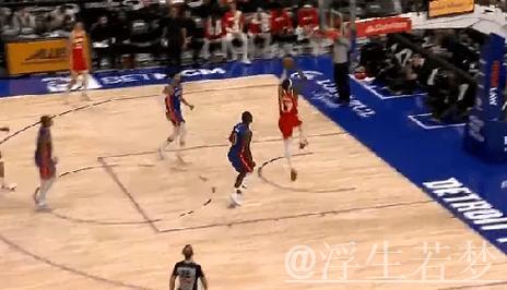 杰伦-约翰逊妙传助攻,奥孔古空切灌篮完成配合 杰伦-约翰逊妙传助攻,奥孔古空切灌篮完成配合